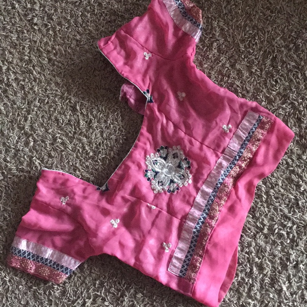 Beautiful pink saree premade blouse XS like new